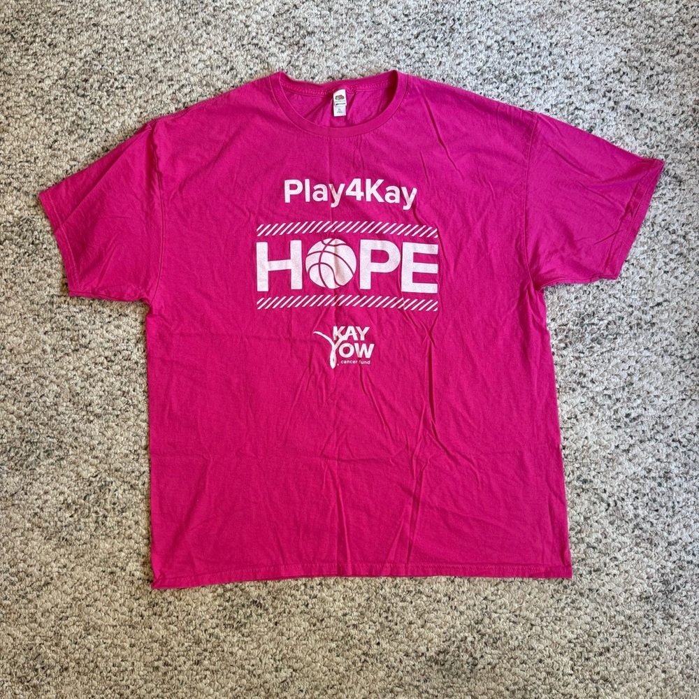 Pray 4 K Pink T-Shirt with White Graphics Fruit Of The Loom